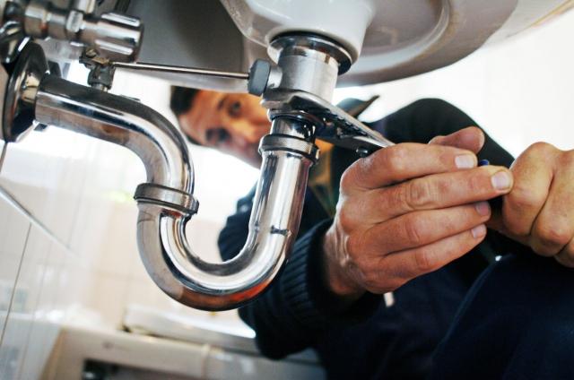 Why Choosing Local Plumbers is Beneficial for Your Home cover picture