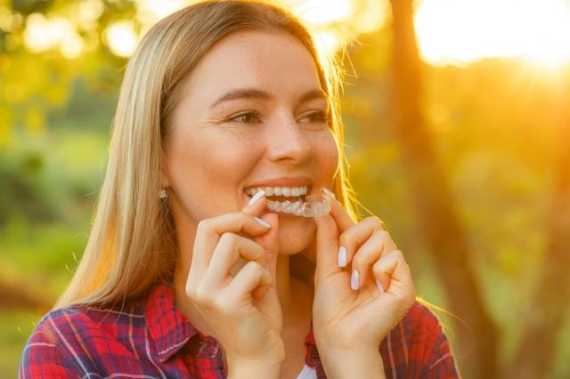 Can Clear Aligners Fix an Overbite? cover picture
