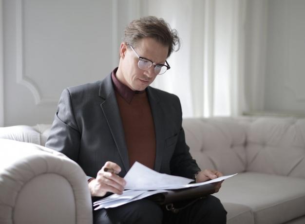 5 Key Questions to Ask Truck Accident Lawyers in San Diego before Hiring cover picture