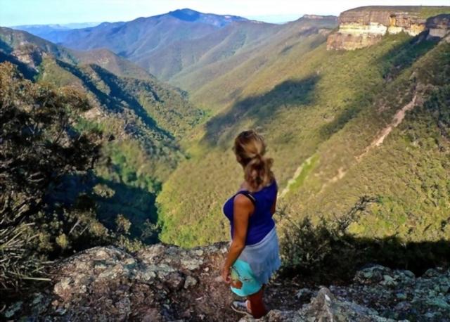 Escape The City: Blue Mountains Day Trip From Sydney cover picture