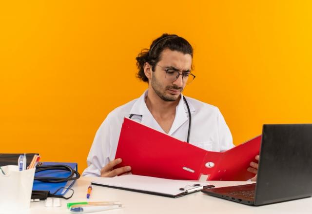 Navigating the Medical Examination for an Australian Student Visa cover picture