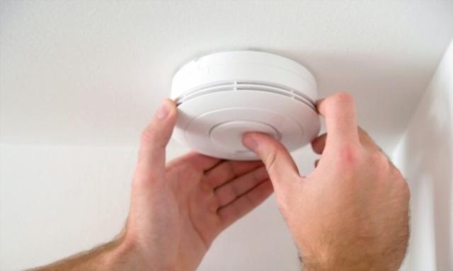 Why Do You Need Smoke Alarm Testing Services? cover picture