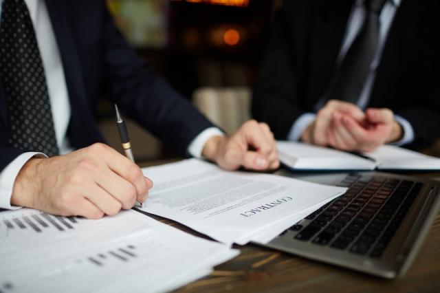 How to Vet a Brain Injury Lawyer cover picture