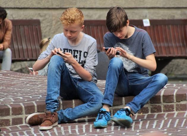Mobile games; what are the best trends of mobile games? cover picture