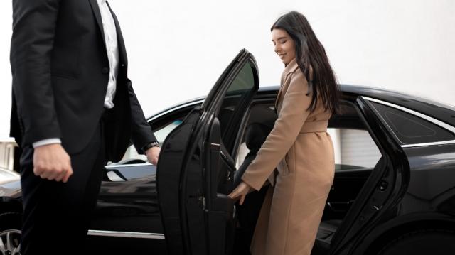 Ride in Style: Exploring Boston's Premier Limo Services cover picture