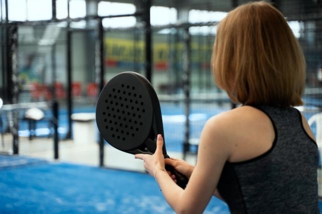 Pickleball Paddles : The Go-To Tutorial To Select The Outstanding Paddles In The Market cover picture