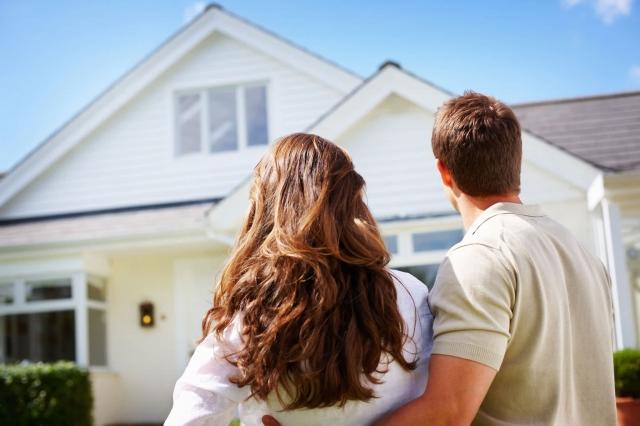Guide to Buying a Home: Tips and Tricks cover picture