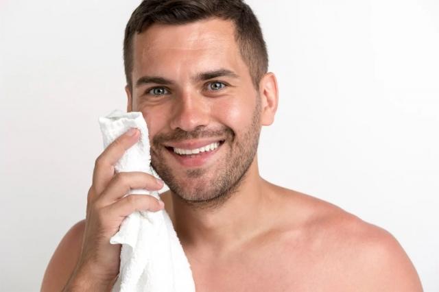 Men's Skin Care For Beginners: A Simple Guide To Start cover picture