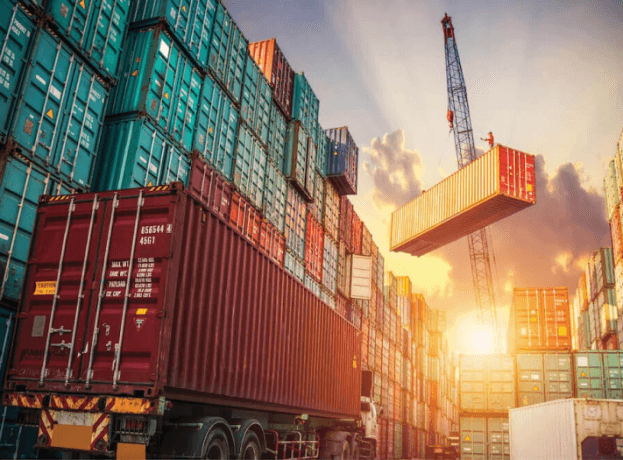 Maximize Efficiency: How Full Truckload Shipping Can Streamline Your Logistics cover picture