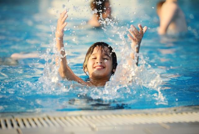 16 Swimming Tips for Beginners cover picture