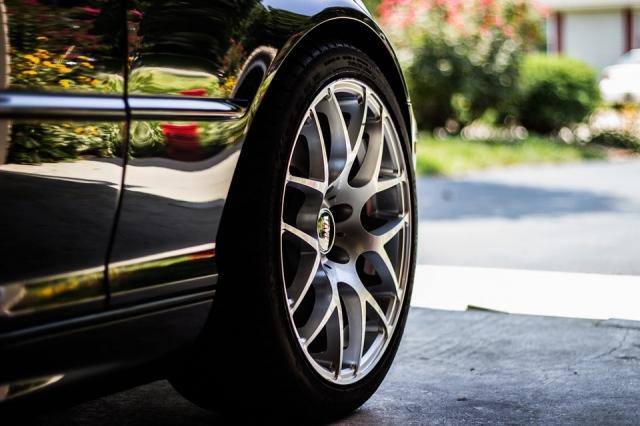 Must-Have Traits of a Competent and Reliable Car Accident Lawyer cover picture