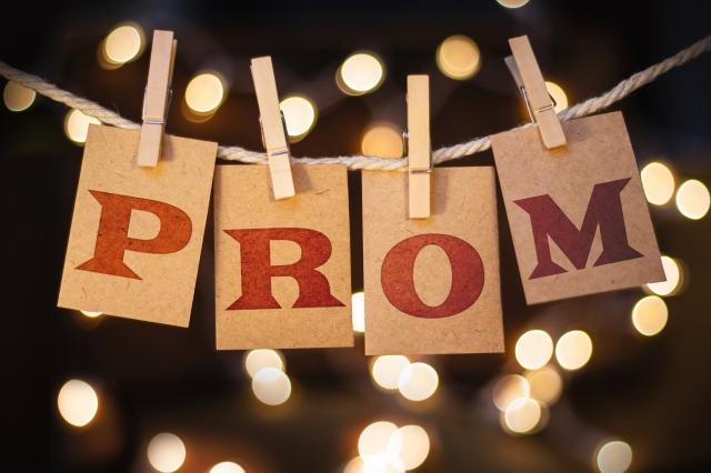 Prom Style: How to Get the Best Fit for Your Dress cover picture
