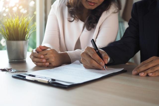 3 Ways To Get Credit From Direct Lenders cover picture