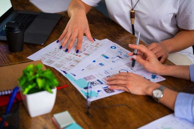 Brand Equity Tracking: Aligning Branding Strategies with Customer Perception cover picture