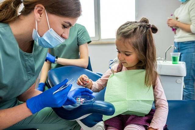 At What Age Should a Child Go to the Dentist? cover picture