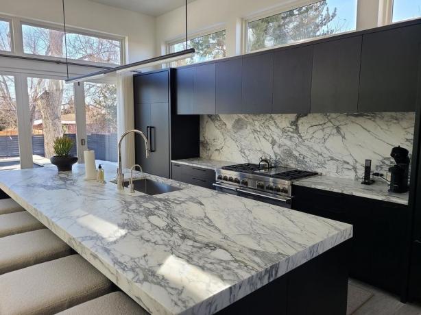 Countertop Installation in Highlands Ranch: Transform Your Space with Expert Craftsmanship cover picture