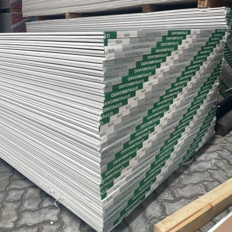 Why 12mm Plasterboard Is the Perfect Choice for Your Ceiling cover picture