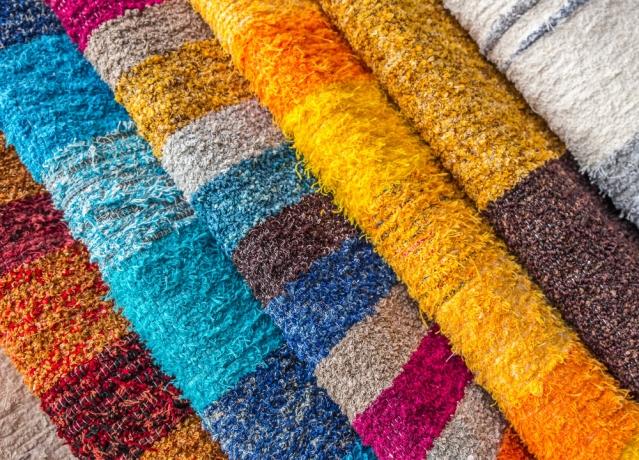 Outdoor Rug Materials: Which One Is Right For You? cover picture