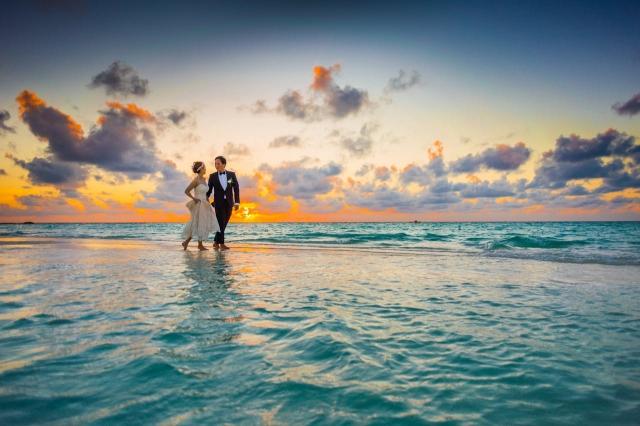 Is the No-Kid Wedding Revolution About Personal Freedom or the Ultimate Power Move? cover picture
