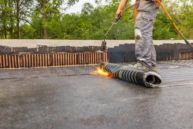 Hiring Roof Waterproofing Contractors: Mistakes You Should Avoid cover picture