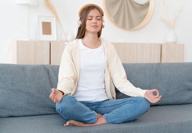The Five Best Podcasts To Listen To When Getting Into Meditation cover picture