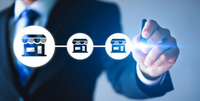 10 Must-Haves to Attract More Franchisees: What Every Franchisor Should Offer cover picture