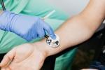 5 Signs You Should Head To Urgent Care Immediately cover picture