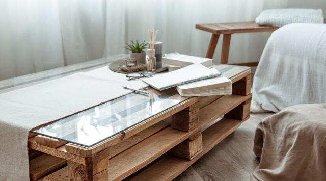 How to Choose the Perfect Coffee Table for Your Living Room cover picture