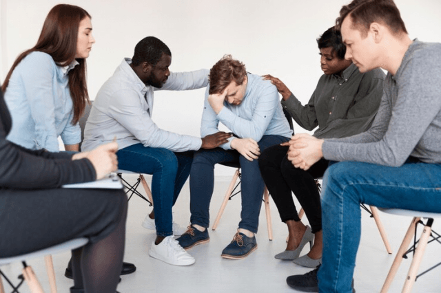 Understanding Social Anxiety: Breaking the Cycle and Finding Solutions cover picture