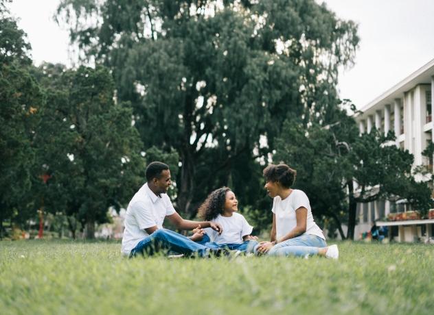 Creating a Living Legacy: Lessons from Noah's Ark for Building a Meaningful and Impactful Legacy for Your Family cover picture