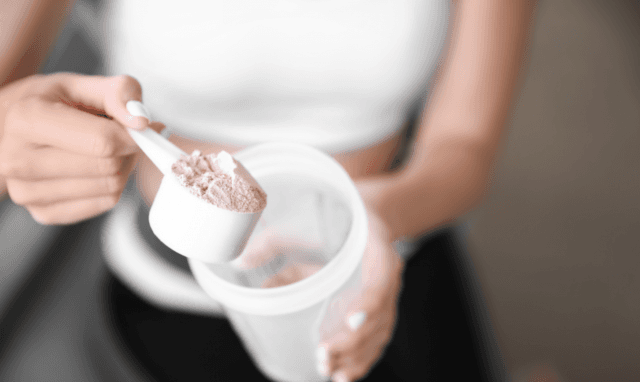 The Amazing Benefits of Creatine Powder Backed by Science cover picture