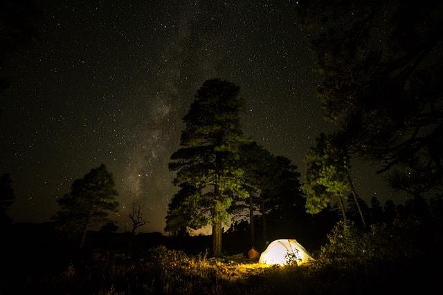 The benefits and conveniences of travelling light cover picture