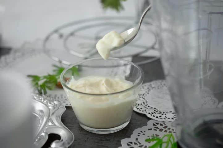 Homemade mayonnaise; benefits and recipe cover picture