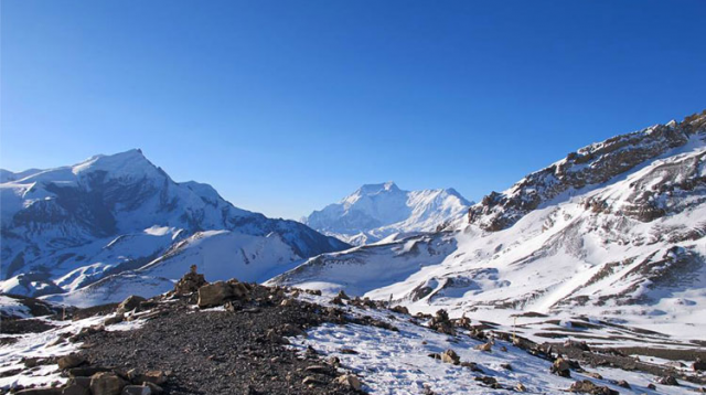 Annapurna Circuit with Tilicho Lake: Complete Travel Guide