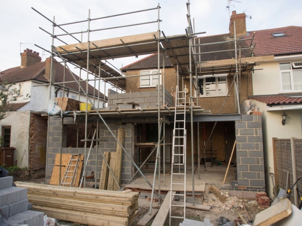 How to Evaluate Builder Quotes in Essex