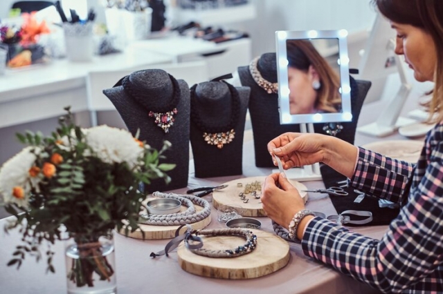 How a Dependable Silver Wholesale Supplier Benefits Your Business