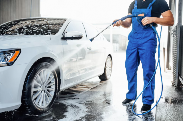Hand Car Wash Services: The Best Way to Keep Your Vehicle Shining