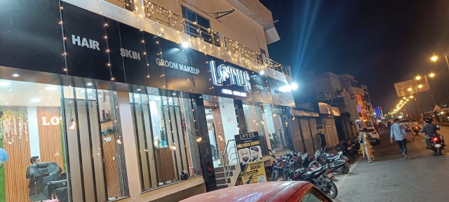 Best Groom Makeup in Gorakhpur: Transform Your Look with Professional Touch