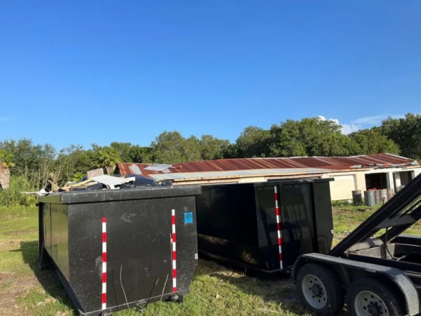 Ensuring Safety: 5 Vital Tips for Renting a Residential Dumpster