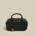 Luxury vs. Affordable Women Handbags – Which One Should You Invest In?