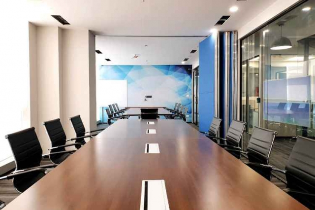How to Effectively Schedule and Conduct Client Meetings in Coworking Spaces