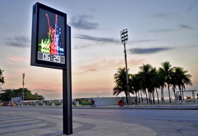 Outdoor LED Display - A Powerful Digital Signage Medium for Outdoor Advertising 