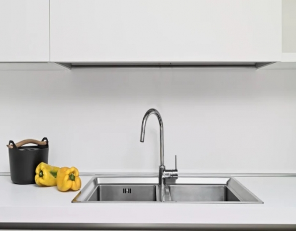Upgrade Your Kitchen with a Stylish and Durable Handmade Kitchen Sink