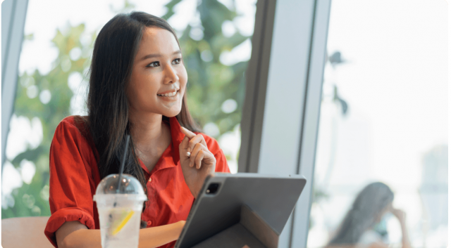 A Complete Guide to Outsourcing a Website Manager in 2025