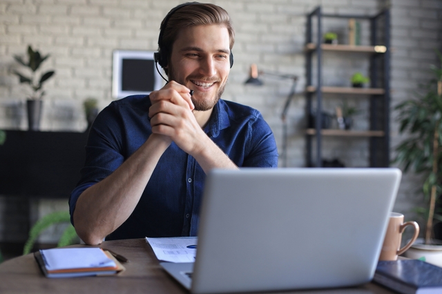 How Lead Generation Call Centers Can Give You a Competitive Edge