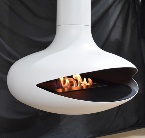 Why Hanging Fireplaces Are the Perfect Fit for Modern Small Spaces