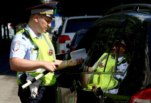 Driving Without Insurance: Legal Consequences and How to Fight the Charges with help of motoring lawyers
