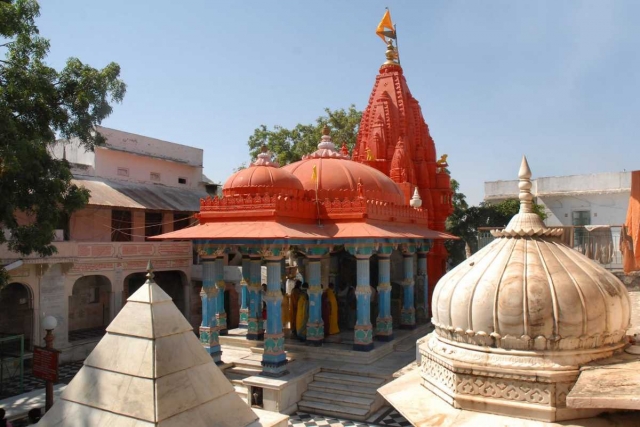 Brahma Temple Festivals: A Celebration of Faith & Culture