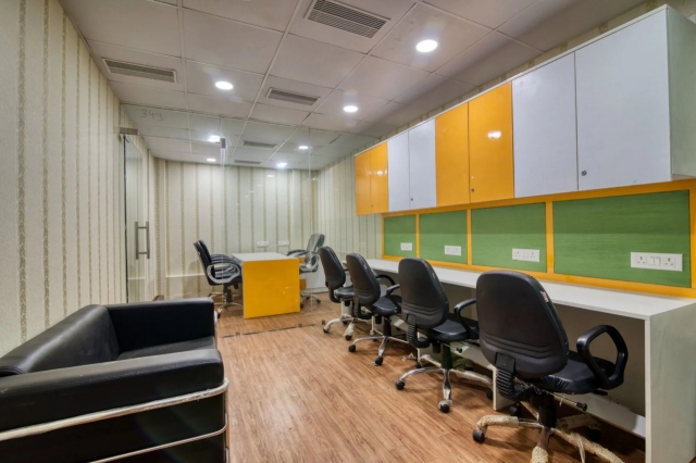 Why Small Businesses prefer Co-Working Spaces at Noida