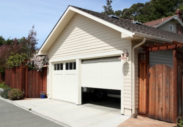 Why Is My Garage Door Not Closing
